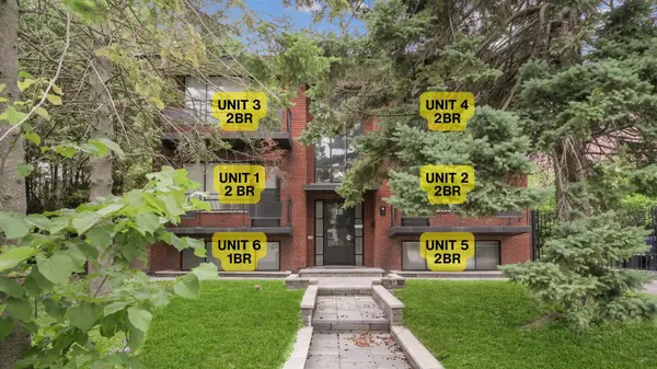 18 Thirty Third ST #5, Toronto W06, ON M8W 3G9