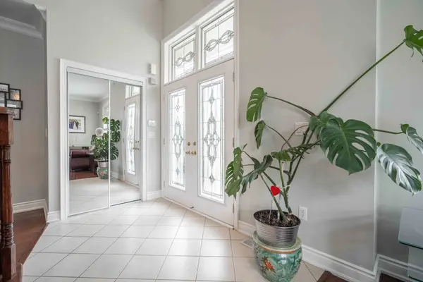 3220 SORRENTO CRES, Burlington, ON L7M 0N4