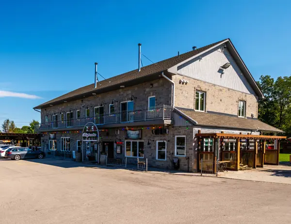 24 Crawford CRES, Milton, ON L0P 1B0