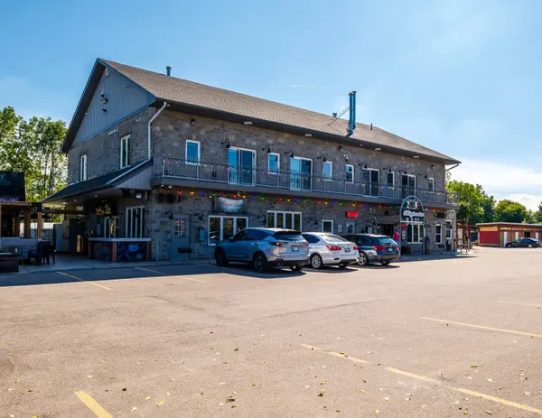 24 Crawford CRES, Milton, ON L0P 1B0