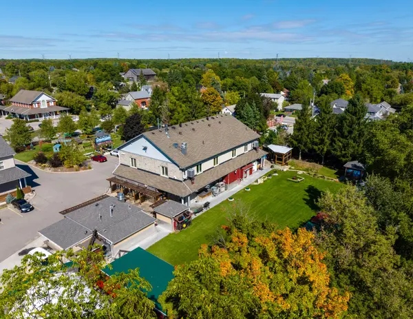 24 Crawford CRES, Milton, ON L0P 1B0