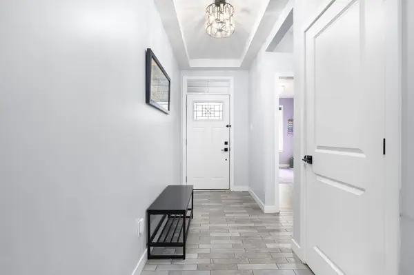 432 Gidran CIR, Kanata, ON K2V 0P5