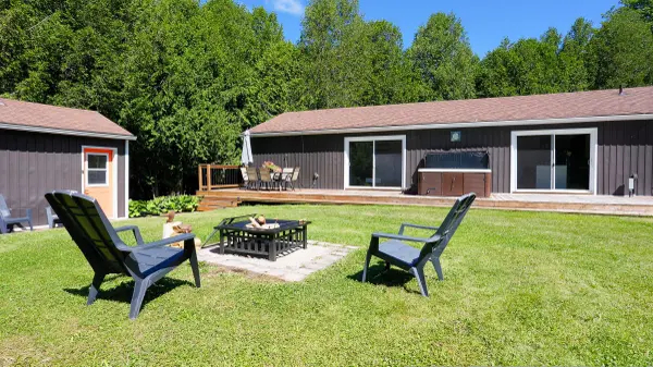 495204 Traverston RD, West Grey, ON N0C 1H0