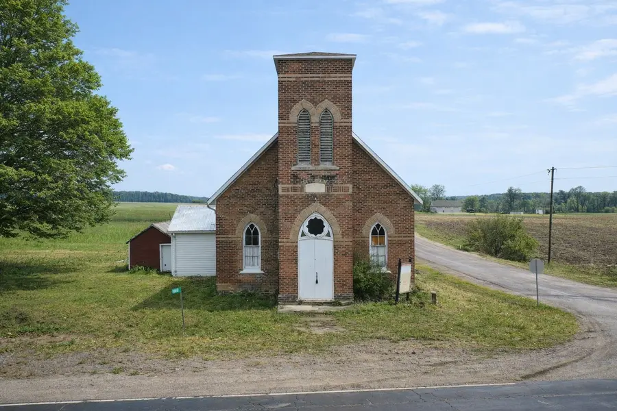 8912 County Rd 12 RD, Adjala-tosorontio, ON L0M 1M0