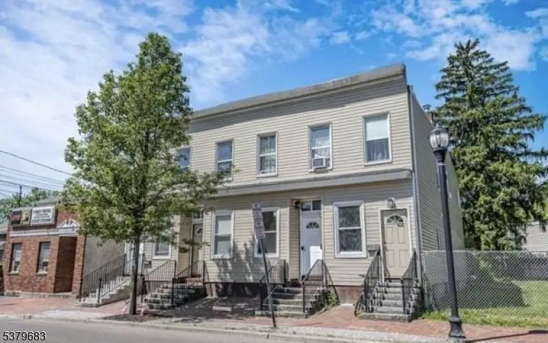 1101 Ringwood Ave, Wanaque Boro, NJ 07420