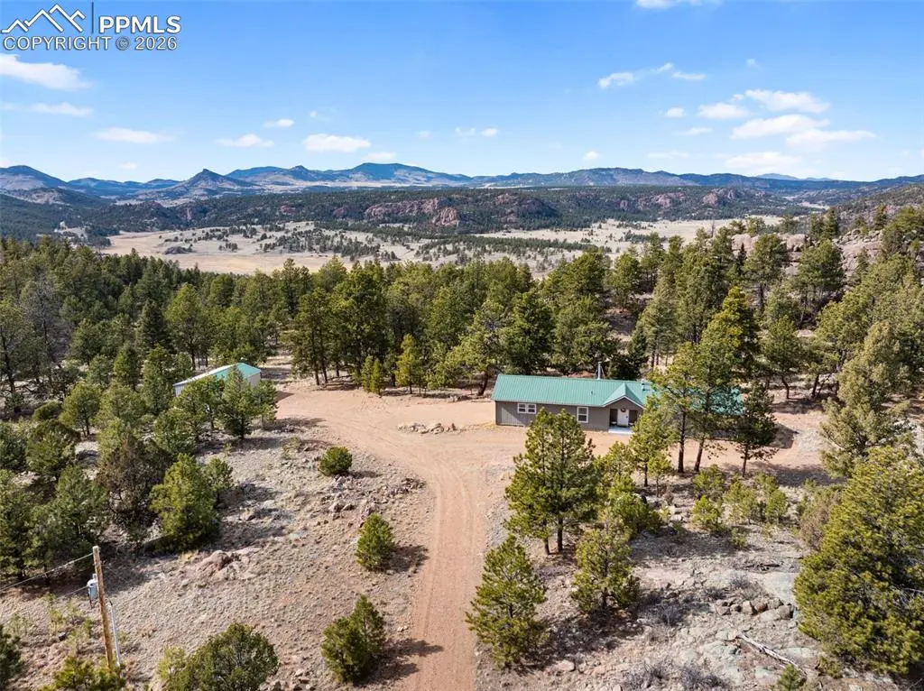 67 Mohawk CIR, Florissant, CO 80816