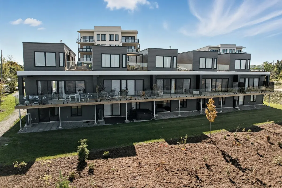 19 West St N ST #17, Kawartha Lakes, ON K0M 1N0