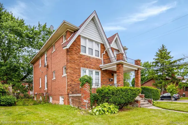 295 Eastlawn ST, Detroit, MI 48215