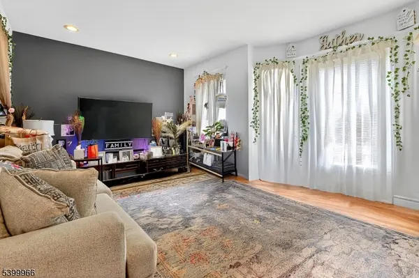 1325 North Ave, Elizabeth City, NJ 07208