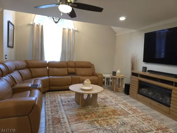 321 Wagon Wheel Rd, Montague Twp., NJ 07827