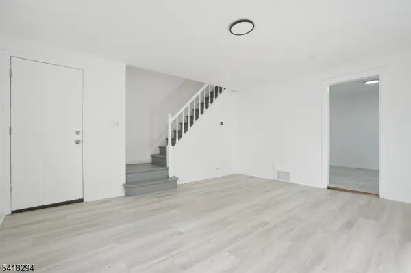 1570 Clinton Pl, Hillside Twp., NJ 07205