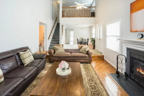 35 Cambridge Rd, Bedminster Twp., NJ 07921