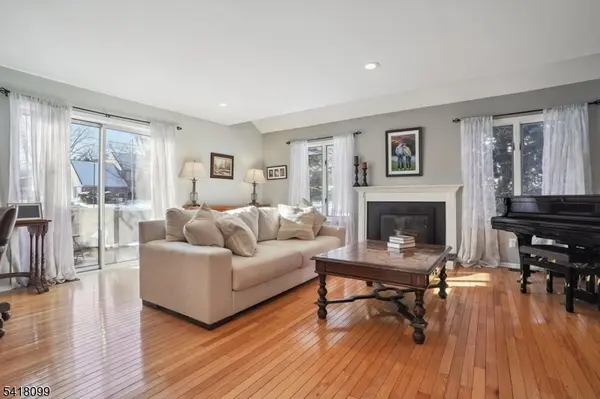 77 Derby Ct, Madison Boro, NJ 07940