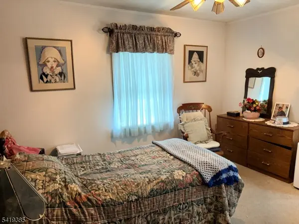 150 Beverly Hill Rd, Clifton City, NJ 07012