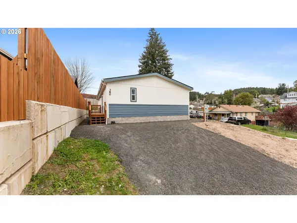 380 E 6TH ST, Coquille, OR 97423