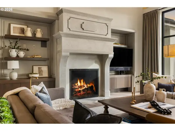 8001 SE EVERGREEN HWY, Vancouver, WA 98664