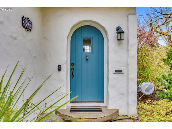 3830 NE WISTARIA DR, Portland, OR 97212