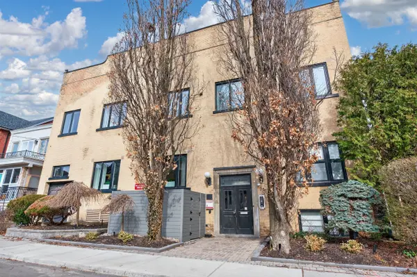 75 Markham ST #1, Toronto C01, ON M6J 2G4