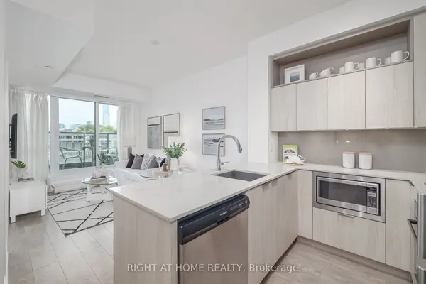 200 Sackville ST #308, Toronto C08, ON M5A 0B9