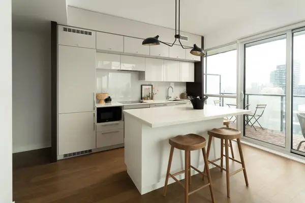 15 Grenville ST #3308, Toronto C01, ON M4Y 0B9