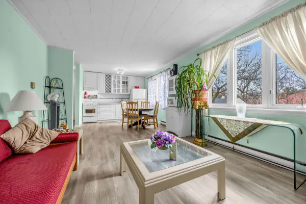 1068 Lillian ST, Toronto C14, ON M2M 3G5