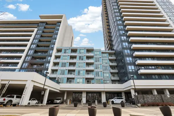 7900 Bathurst ST #316, Vaughan, ON L4J 0J9