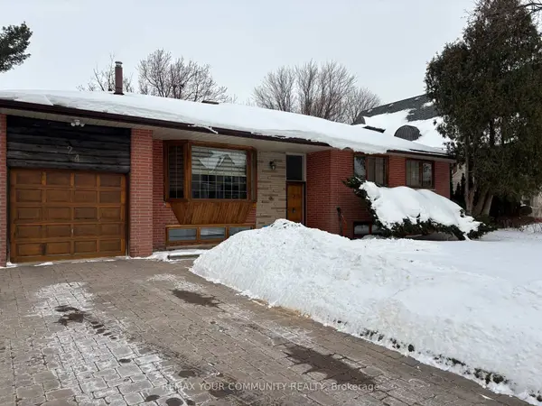 24 Lancer DR, Vaughan, ON L6A 1E1