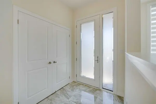 53 Ravenbury ST, Brampton, ON L6P 4P8