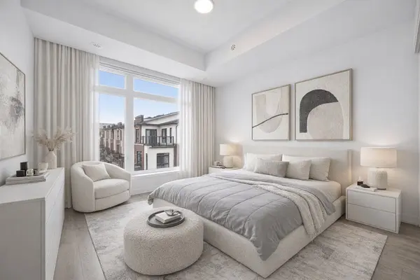 120 Canon Jackson DR #311, Toronto W04, ON M6M 0B8