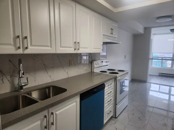 4470 Tucana CT #1804, Mississauga, ON L5R 3K8