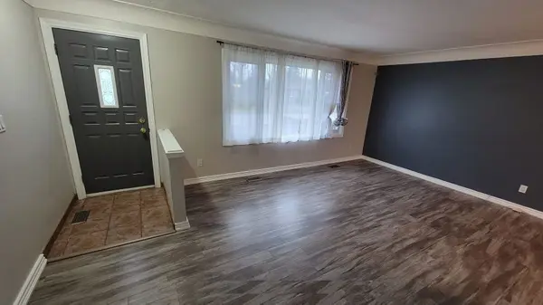 245 Foxbar RD, Burlington, ON L7L 3A2