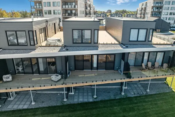 19 West St N ST #17, Kawartha Lakes, ON K0M 1N0