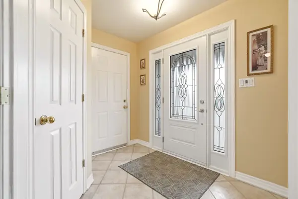 542 Jerseyville RD W, Hamilton, ON L9G 3L5