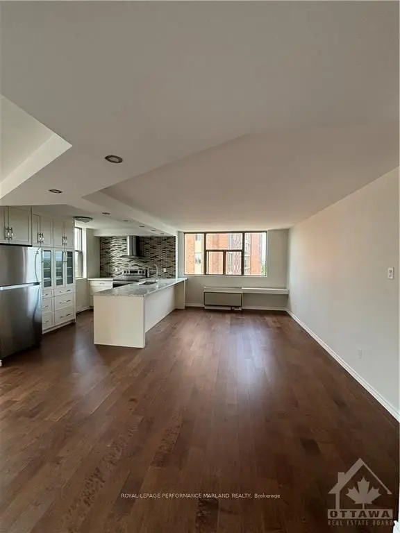 2760 Carousel CRES #1010, Blossom Park - Airport And Area, ON K1T 2N4