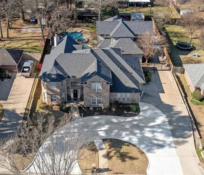 3815 Holly Ridge Drive, Longview, TX 75605