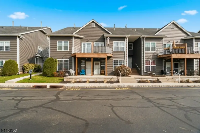 20 S Midland Ave #3, Kearny Town, NJ 07032