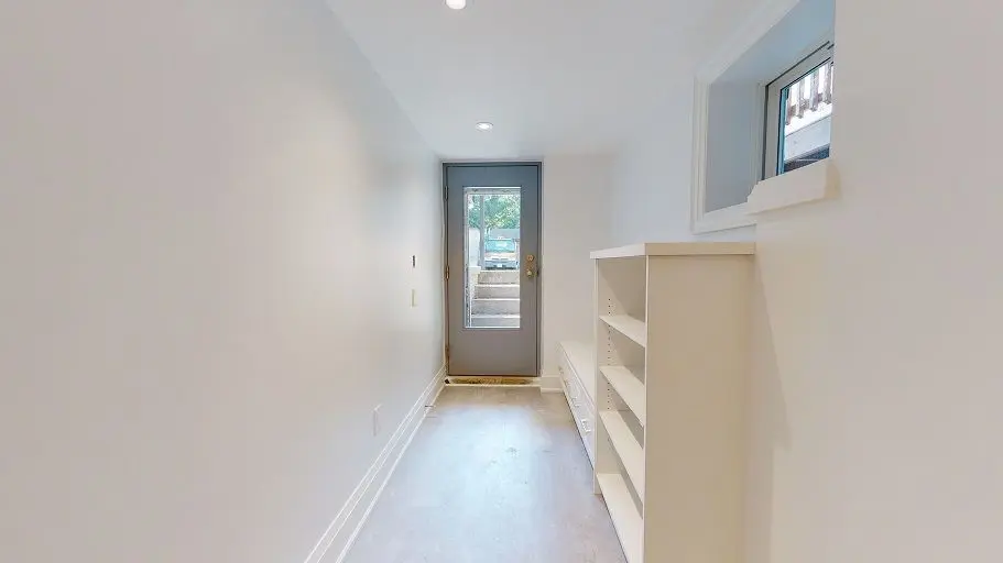 47 Dewson ST #4, Toronto C01, ON M6H 1G6