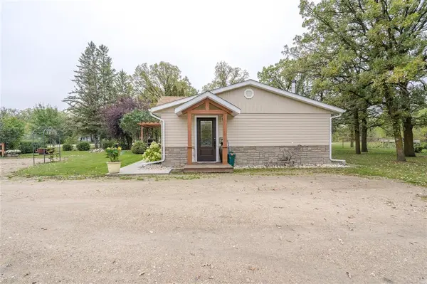 51 Franklin ST, Roseau River, MB R0A 1P0