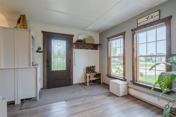 51 Franklin ST, Roseau River, MB R0A 1P0