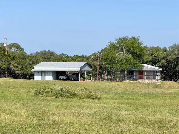 515 Big Creek Road, Blanco, TX 78606
