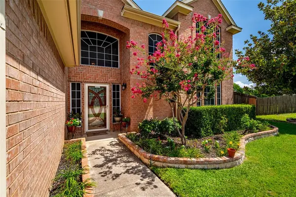 504 Cherry Tree Court, Saginaw, TX 76179