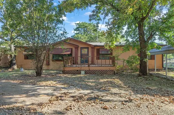 230 Vz County Road 3532, Wills Point, TX 75169