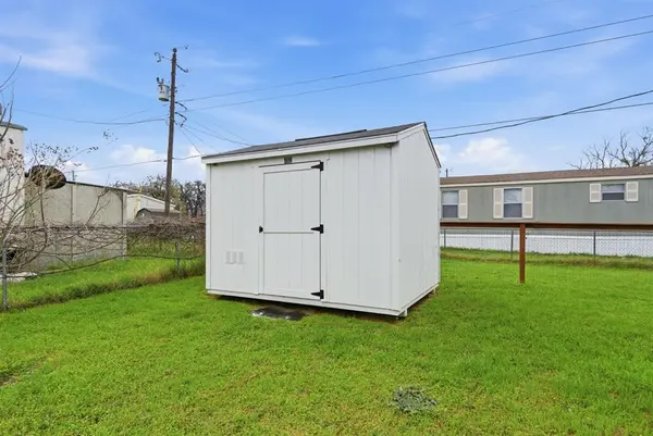 1849 Coral Road, Pelican Bay, TX 76020