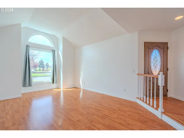 15602 SE MEADOW PARK DR, Vancouver, WA 98683