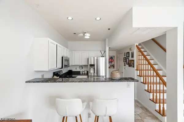 20 S Midland Ave #3, Kearny Town, NJ 07032