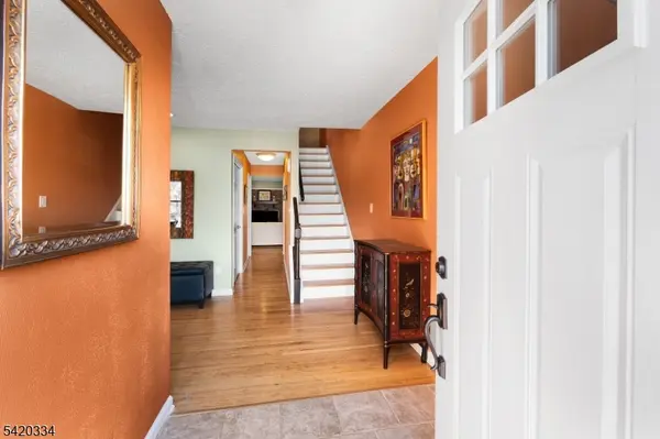 54 Wexford Dr, Mendham Boro, NJ 07945