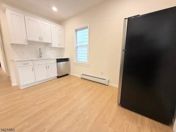 356 Carnegie Pl #1, Union Twp., NJ 07088