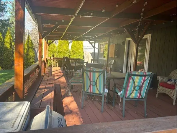 2021 NE LIBERTY AVE, Gresham, OR 97030