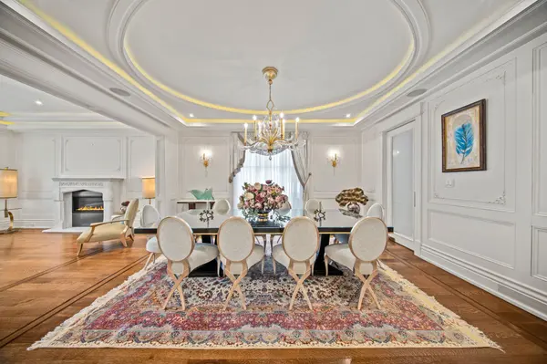 18 Brookfield RD, Toronto C12, ON M2P 1A9