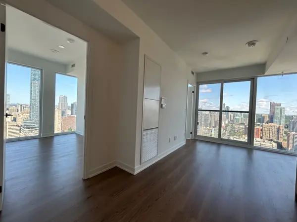 319 Javis ST #4006, Toronto C08, ON M5B 0C8